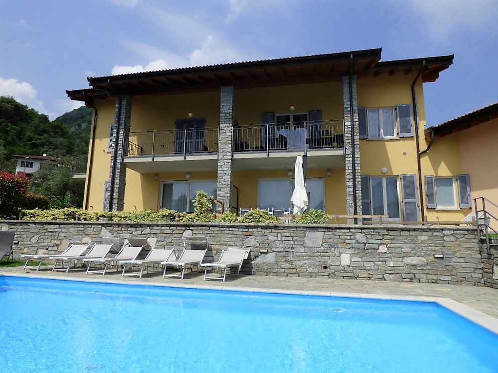 Residence Tremezzina con piscina vista Lago Como