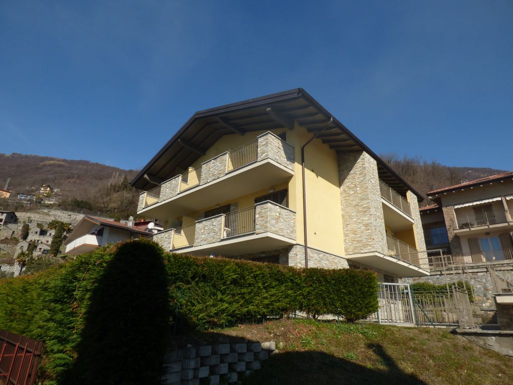 Appartamenti in Residence con Piscina - Gera Lario