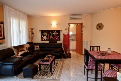 Gravedona ed Uniti Appartamento con Garage ottime finiture