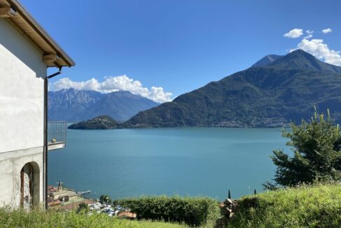 Pianello del Lario Villa con Terreno e Vista Lago Como