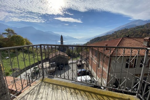 Lago Como Gravedona ed Uniti Casa con Vista Lago- balcone