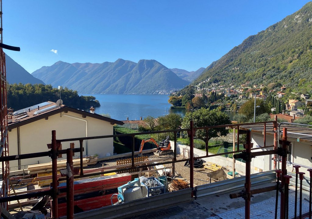 Lago Como Ossuccio Appartamenti con Vista Lago, Piscina e Posto Auto
