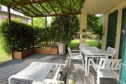 Gravedona ed Uniti Appartamento con Giardino e Garage - portico