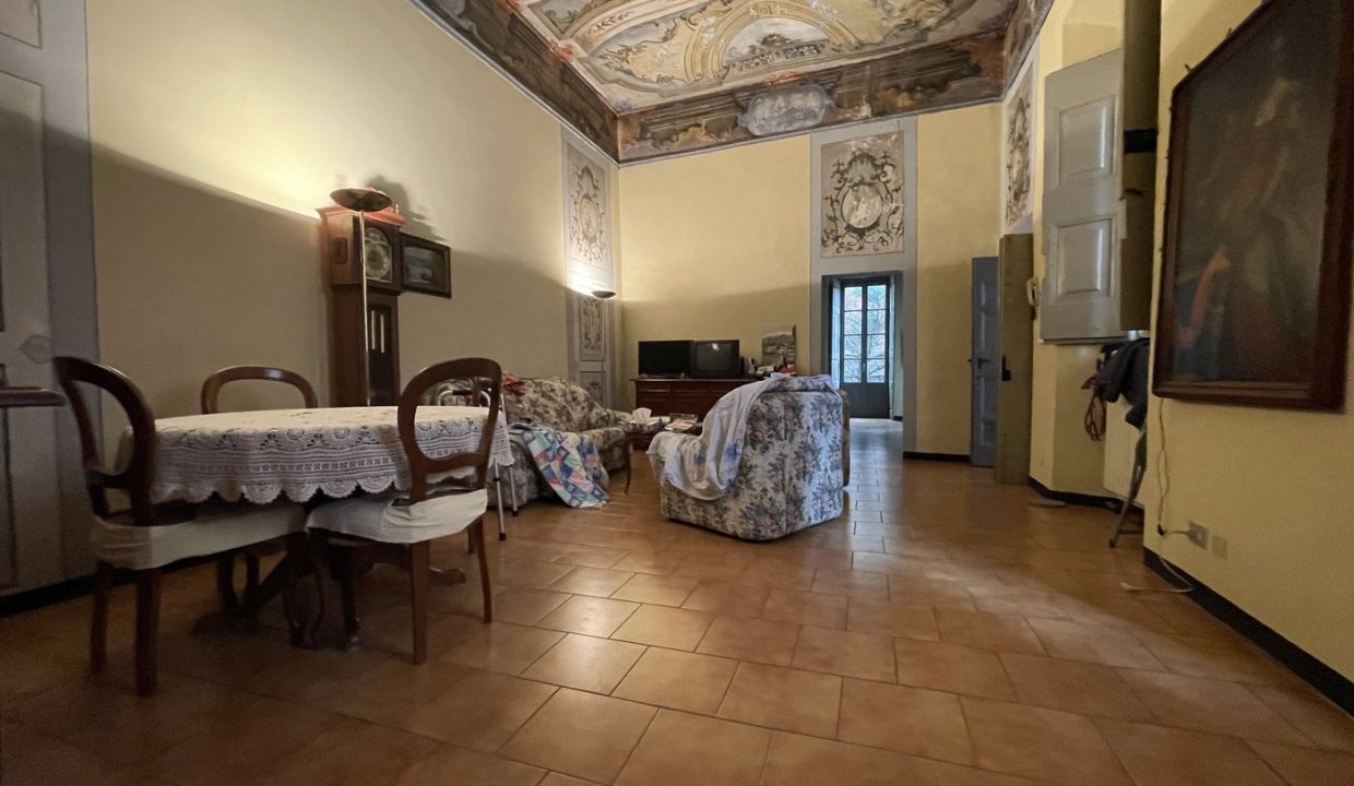 Lago Como Gravedona ed Uniti Appartamento in Palazzo d'epoca - soggiorno
