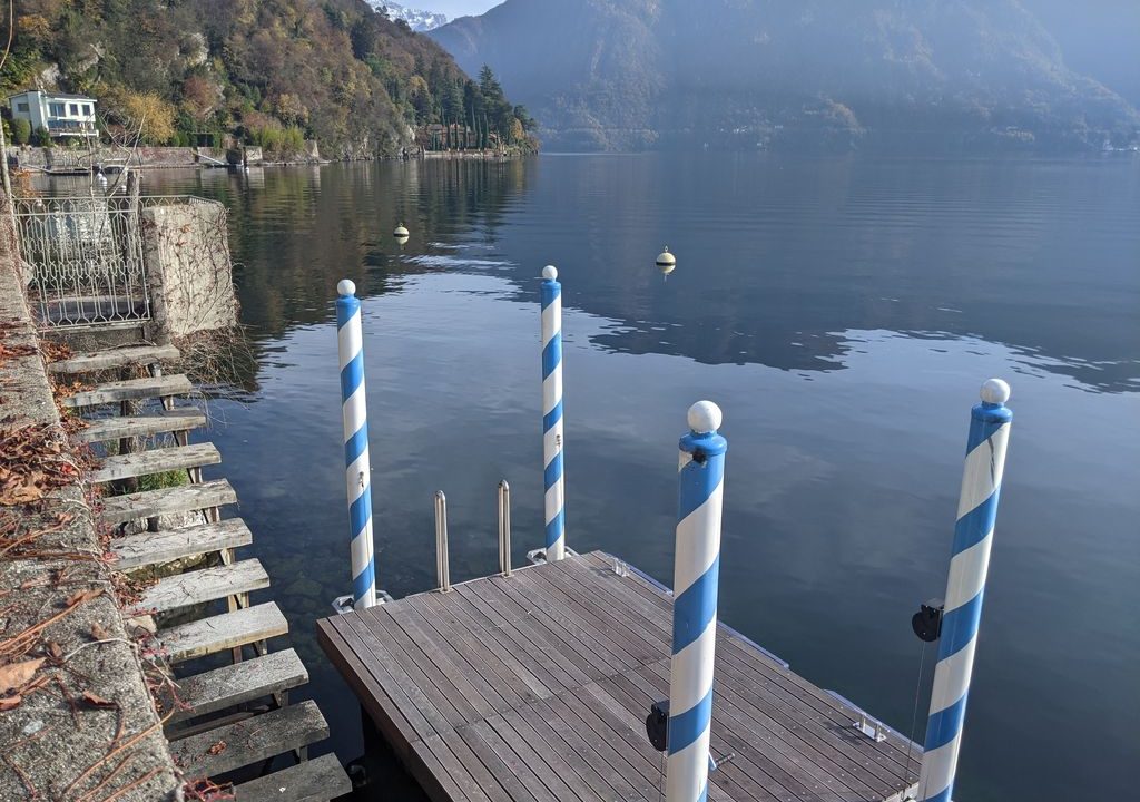 Lago Como Lenno Villa Direttamente a Lago con Terrazzo