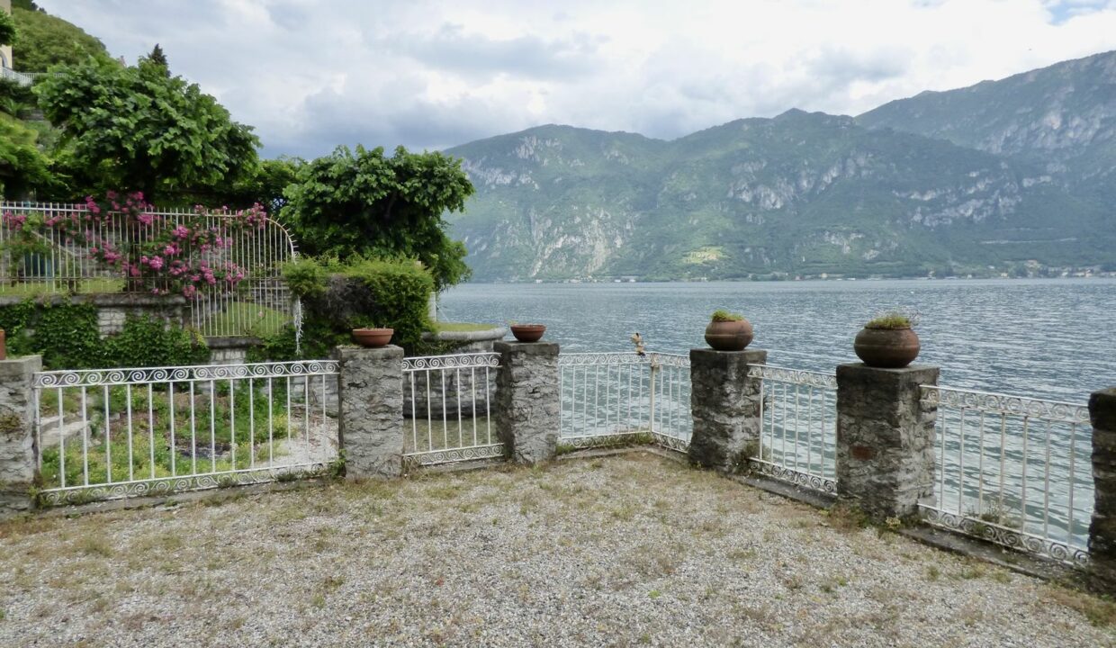 Villa Bellagio Fronte Lago Como con Darsena