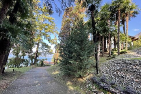 Lago Como Villa con Parco e Piscina Lierna