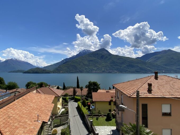 Lago Como Musso Appartamento con Balcone