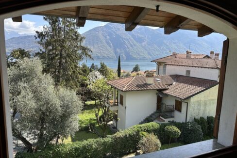 Lago Como Mezzegra Appartamenti con Giardino e Piscina