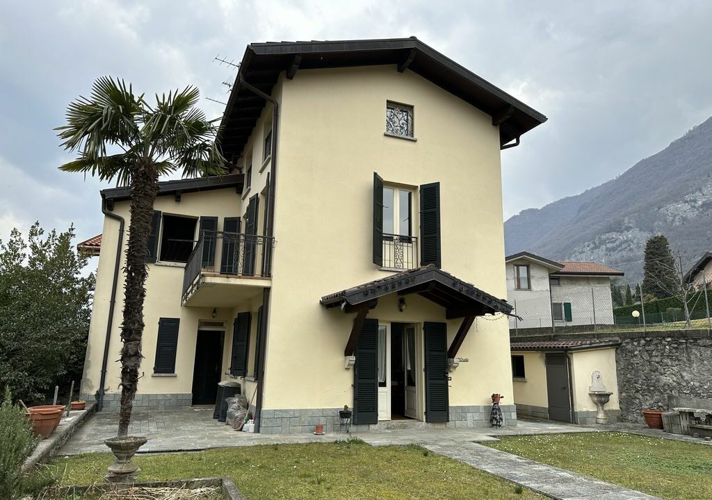 Lago Como Tremezzo Casa con Giardino e Balcone