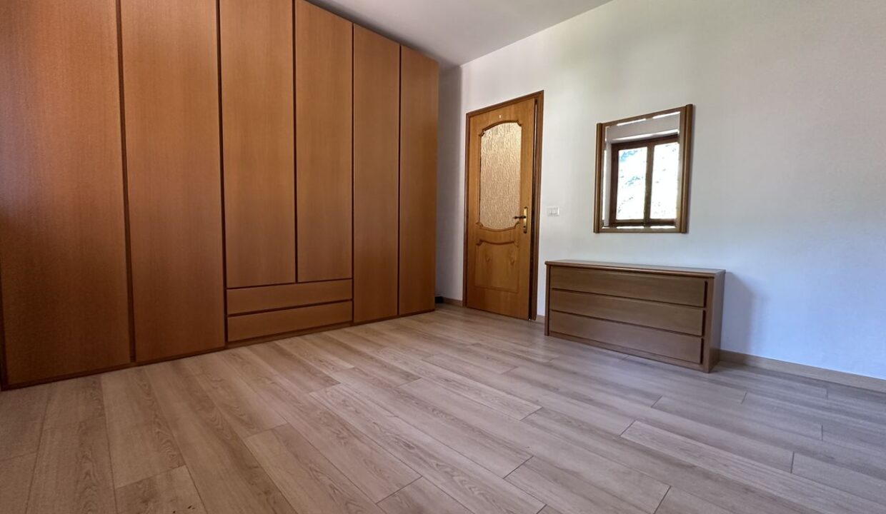 Gravedona ed Uniti Appartamento con Terrazzo Vista Lago