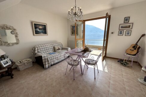 Lago Como San Siro Appartamento con Terrazzo e Vista Lago