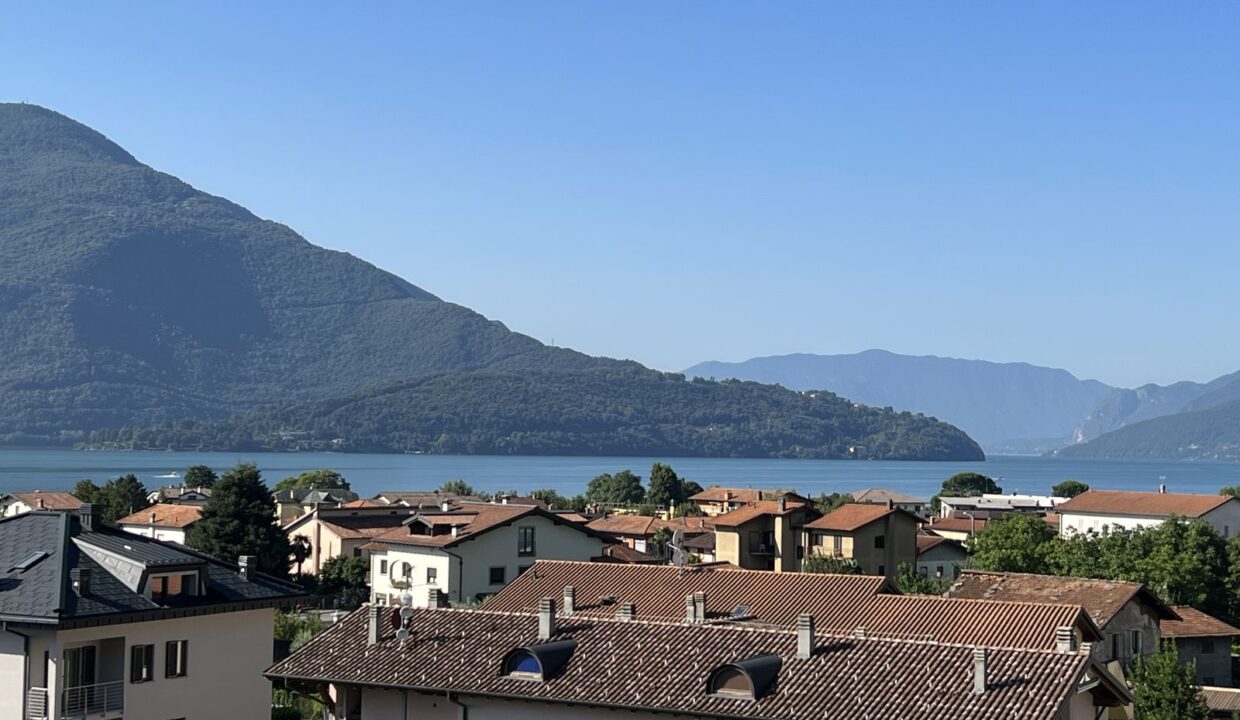 Appartamento con Terrazzo Vista Lago Como Domaso