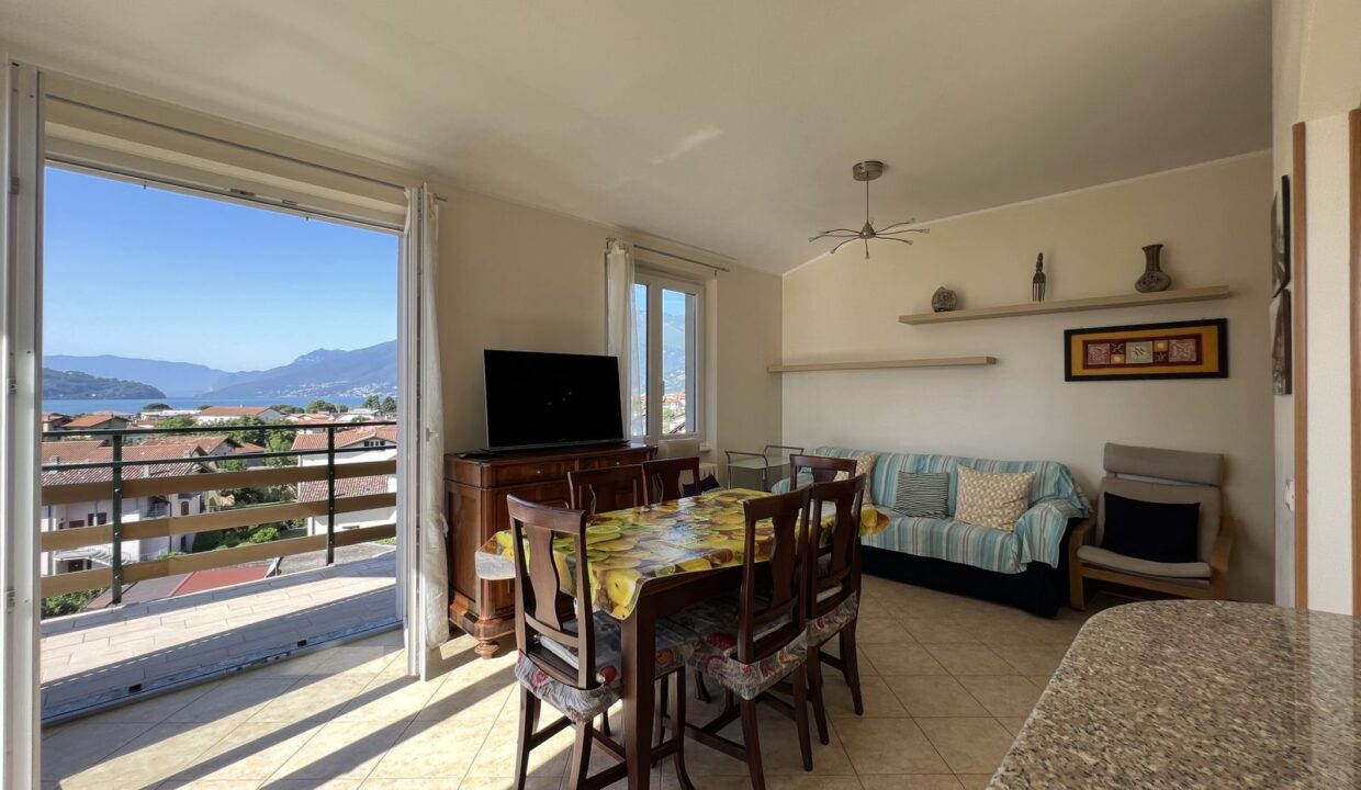 Appartamento con Terrazzo Vista Lago Como Domaso