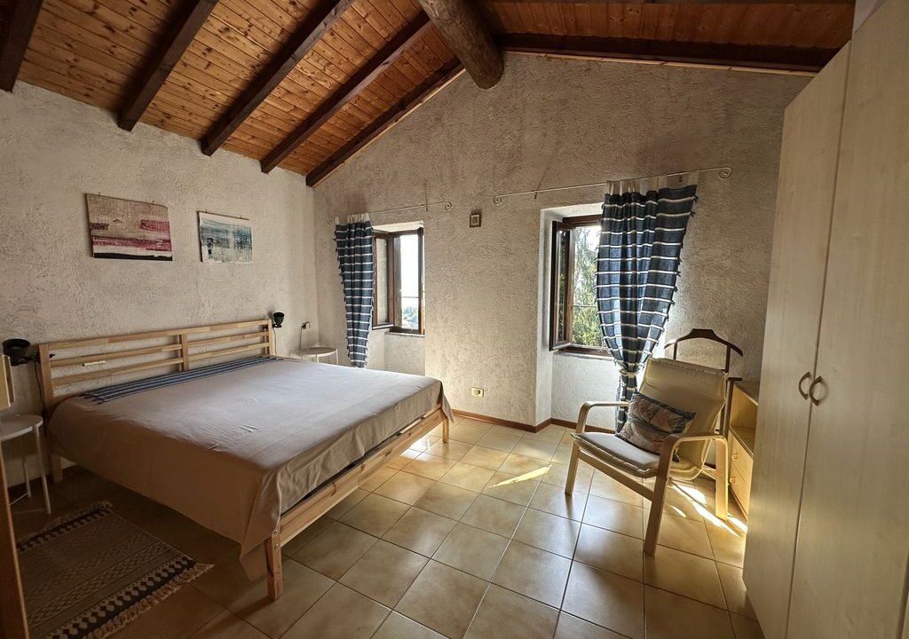 San Siro Casa in Sasso con Terrazzo e Vista Lago Como