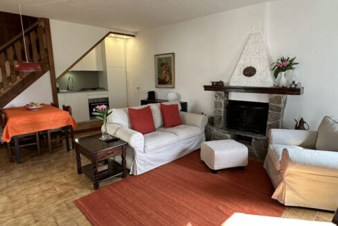 San Siro Casa in Sasso con Terrazzo e Vista Lago Como