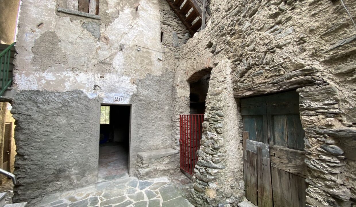 Rustico da Ristrutturare Cremia Lago Como