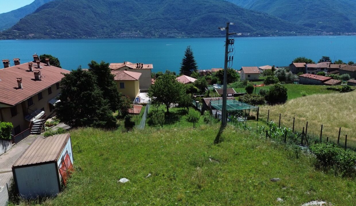 Terreno edificabile Pianello Lario Lago Como Euro