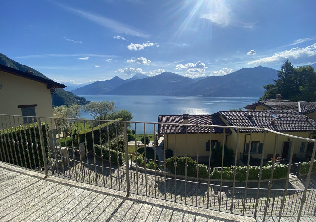 Lago Como Menaggio Casa con Vista Lago Giardino balcone