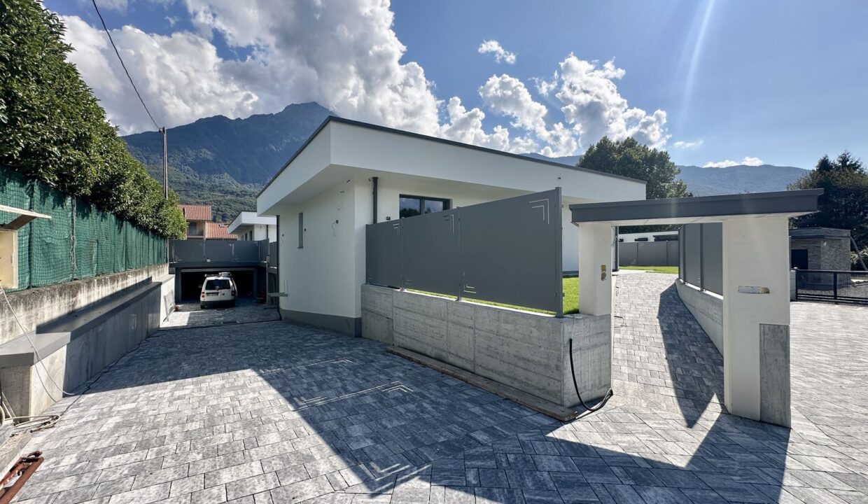 Villa Colico Lago Como con Piscina e Giardino