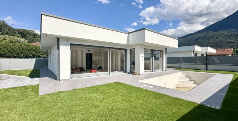 Villa Colico Lago Como con Piscina e Giardino