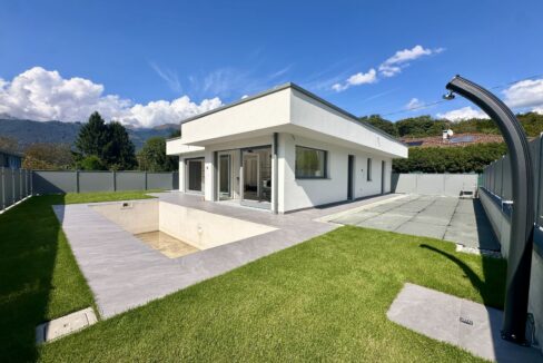 Villa Colico Lago Como con Piscina e Giardino