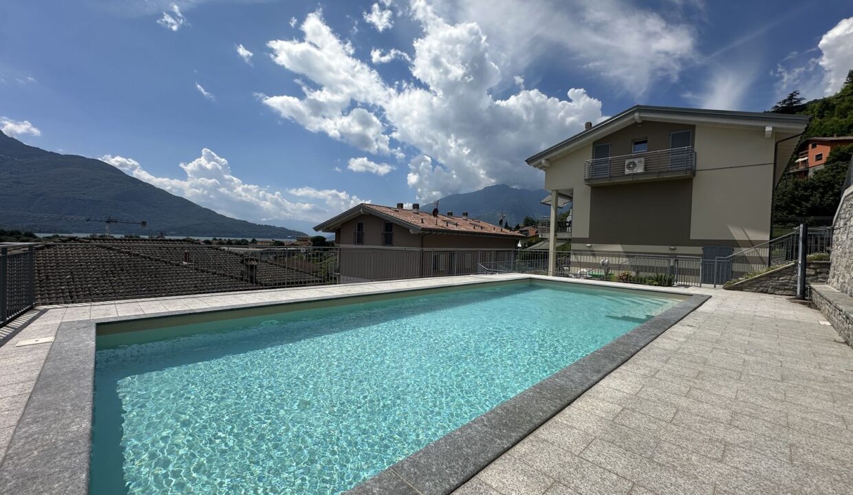 Lago Como Domaso Appartamenti Residence con Piscina