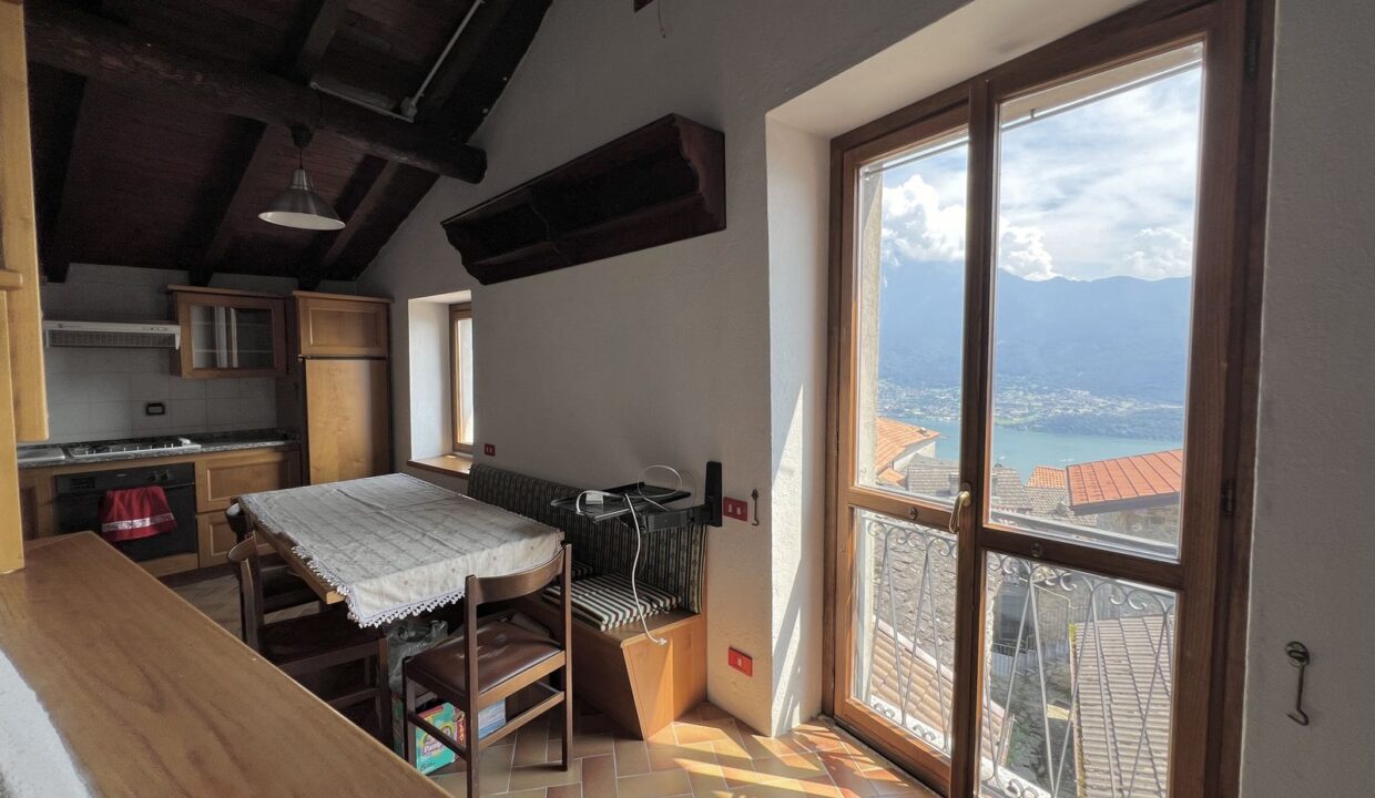 Domaso Collinare Porzione di Casa Vista Lago Como