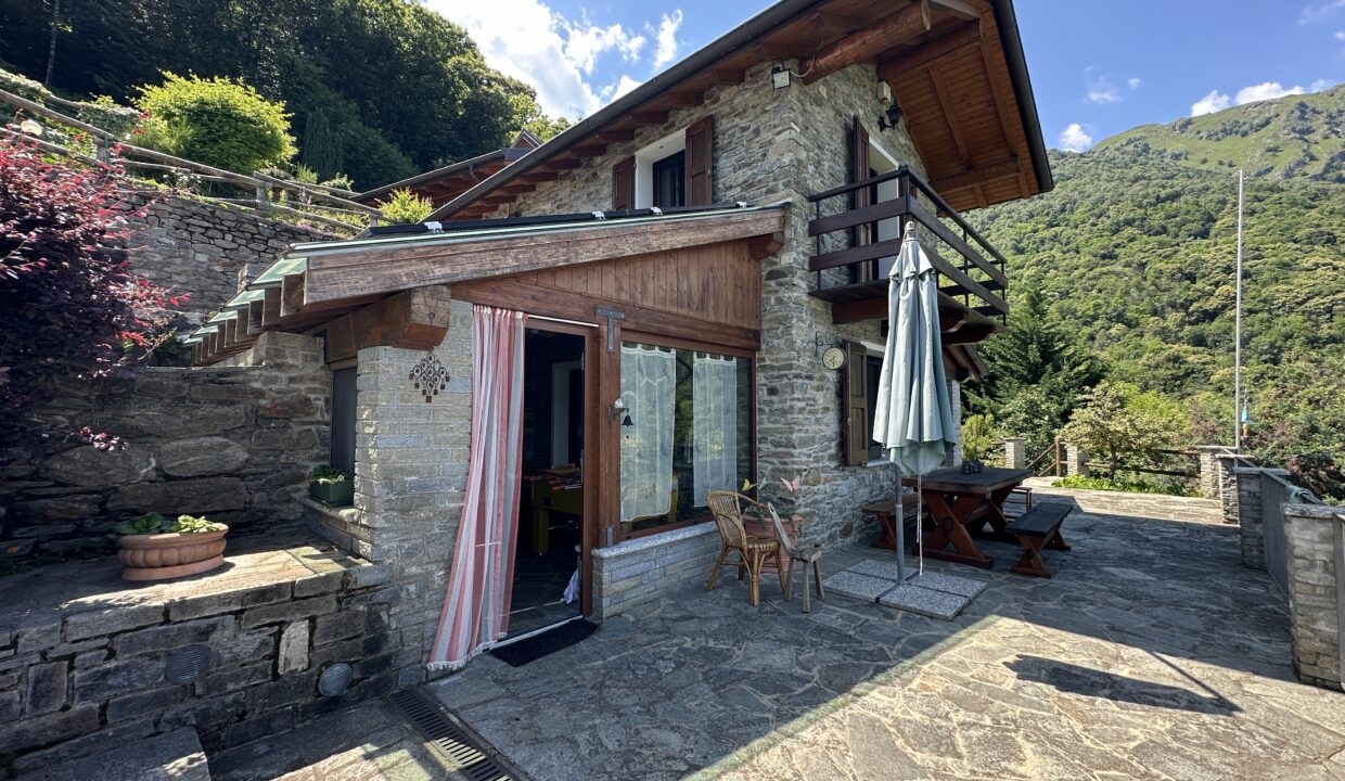 Pianello Rustico con Vista Lago22