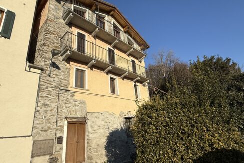 Cremia Casa con Giardino e Piscina1