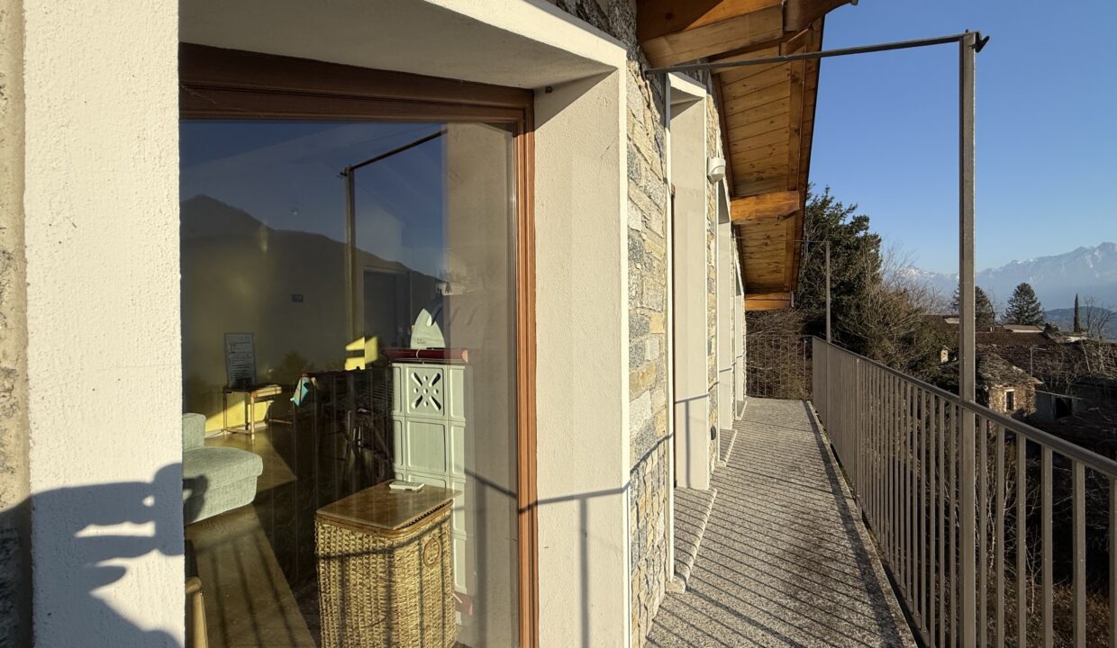 Cremia Casa con Giardino e Piscina23