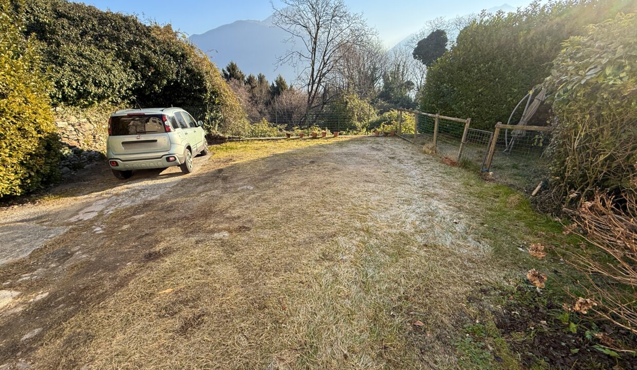 Cremia Casa con Giardino e Piscina35