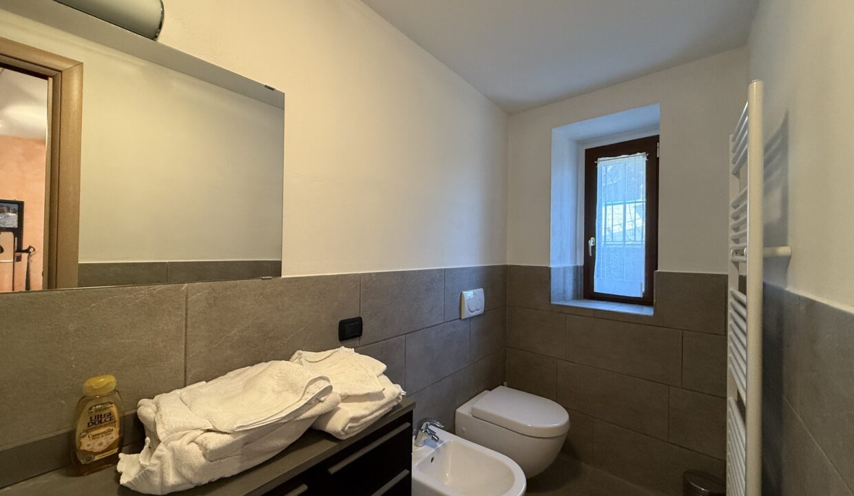 Cremia Casa con Giardino e Piscina7