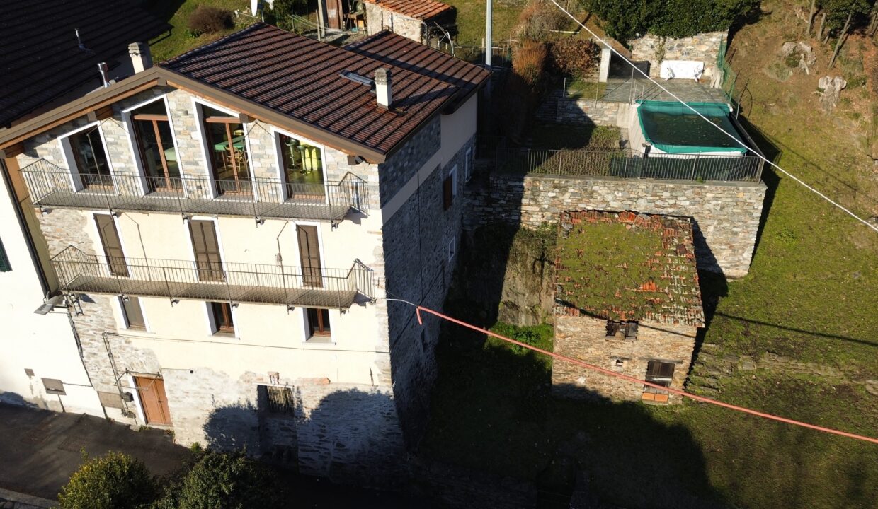 Cremia Casa con Giardino e Piscina