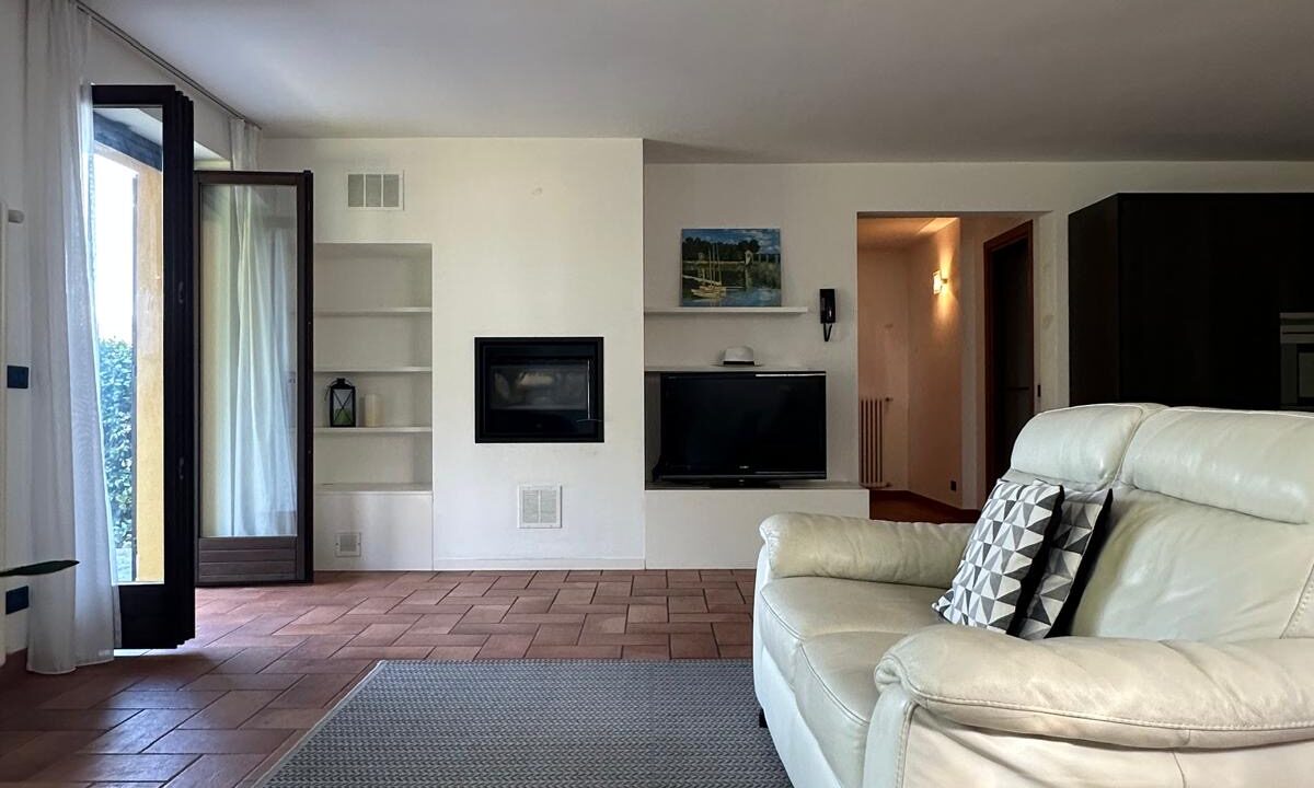 Argegno appartamento con Vista Lago1