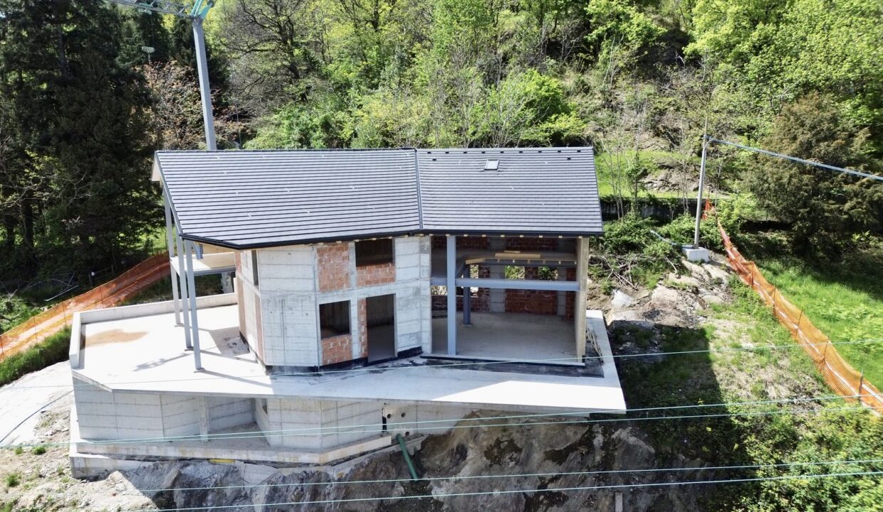 Villa Pianello del Lario con Terreno e Vista Lago