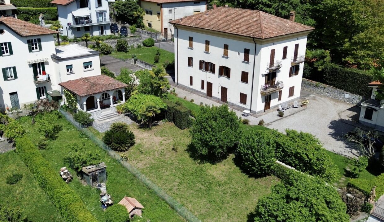 Proprietà Fronte Lago Tremezzina Mezzegra con Giardino