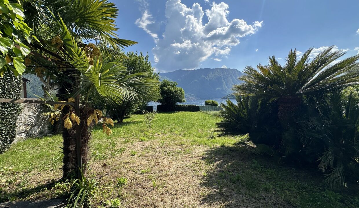 Proprietà Fronte Lago Tremezzina Mezzegra con Giardino