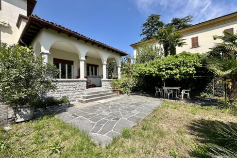 Proprietà Fronte Lago Tremezzina Mezzegra con Giardino