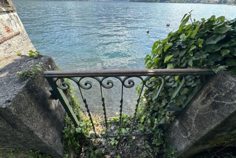 Proprietà Fronte Lago Tremezzina Mezzegra con Giardino