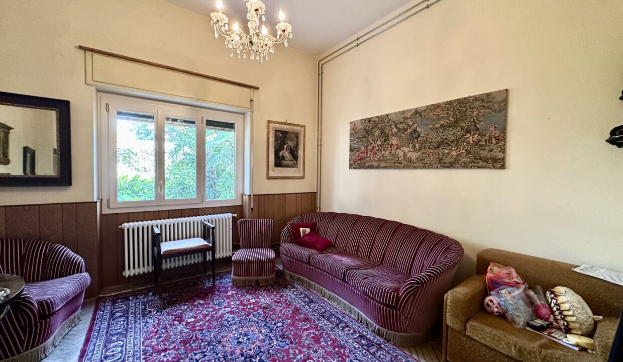 Proprietà Fronte Lago Tremezzina Mezzegra con Giardino
