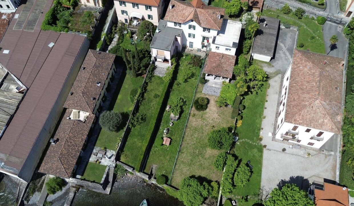 Proprietà Fronte Lago Tremezzina Mezzegra con Giardino