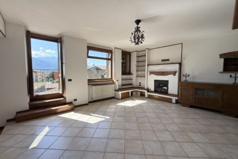 Appartamento Dongo con Terrazzo