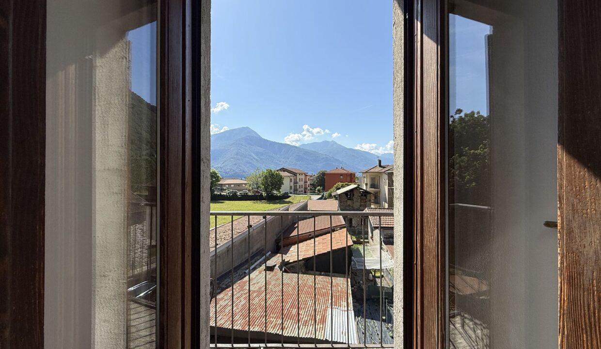 Appartamento Dongo con Terrazzo