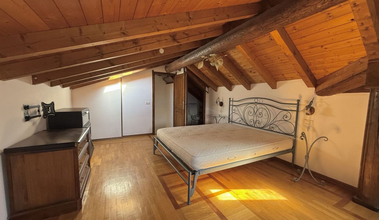 Appartamento Dongo con Terrazzo