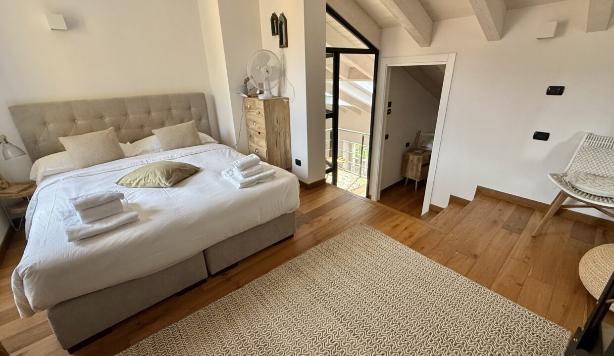Appartamento Menaggio in Centro con Giardino, Piscina e Posto Auto30