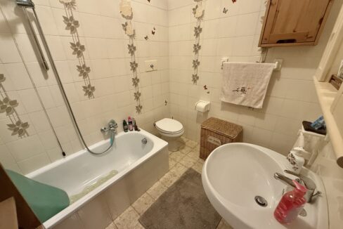 Appartamento a Mezzegra con Giardino e Vista Lago 29