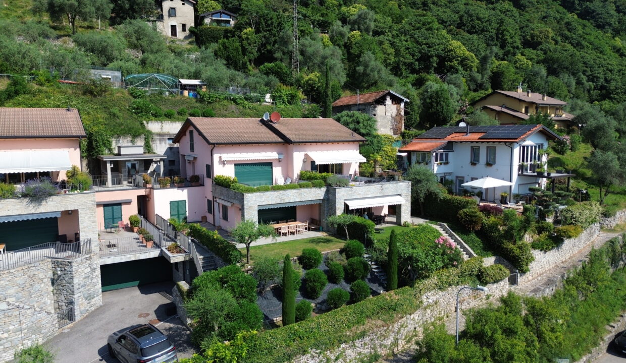 Sala comacina Appartamento con Terrazzo e Vista Lago