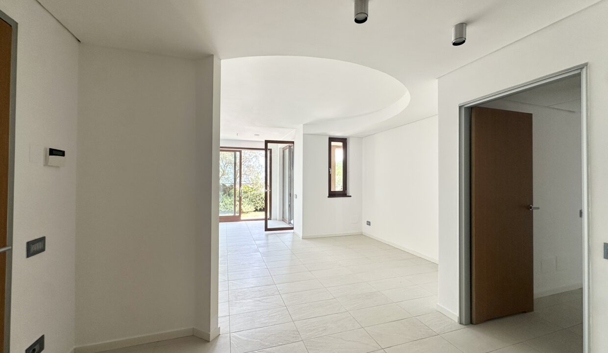 Menaggio Appartamento con Piscina e Vista Lago4