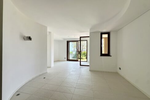 Menaggio Appartamento con Piscina e Vista Lago5